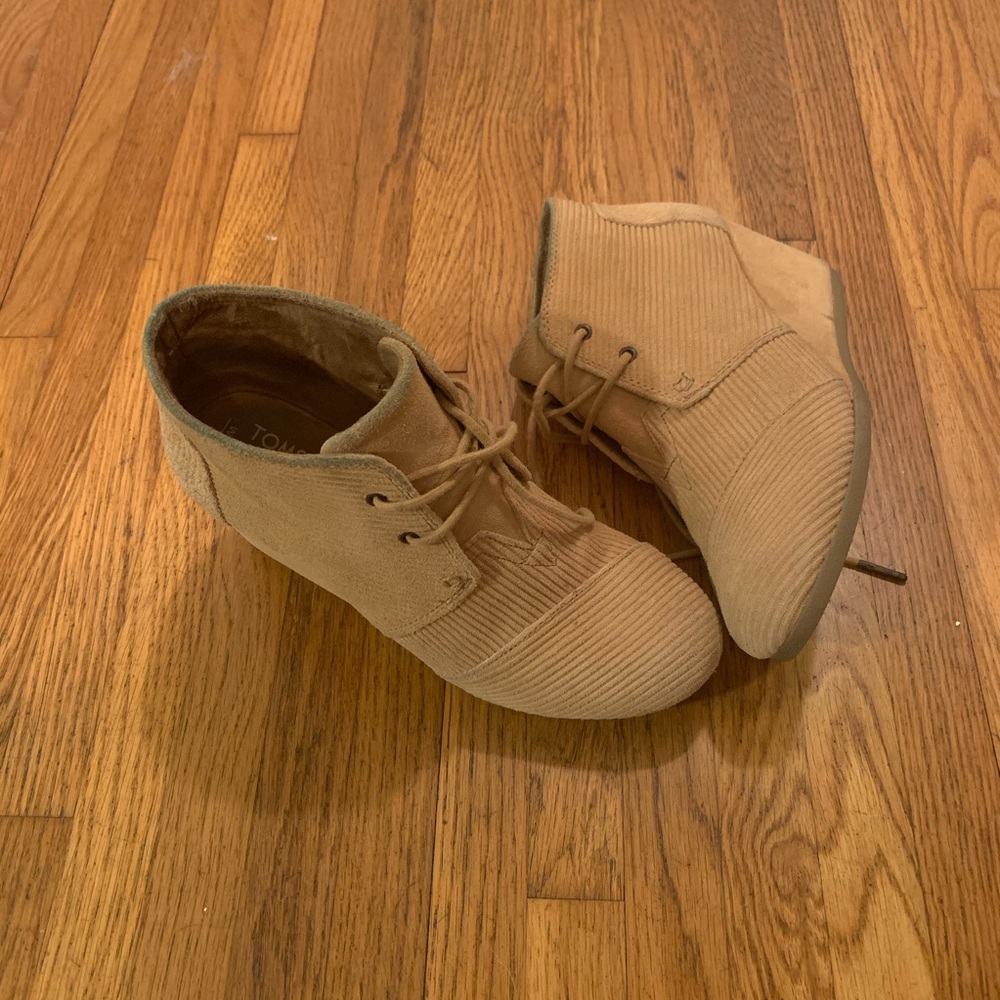 Toms!